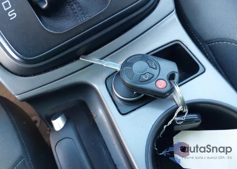 2015 Ford Escape Se z USA, uszkodzony, nr VIN 1FMCU9GX5FUB47193